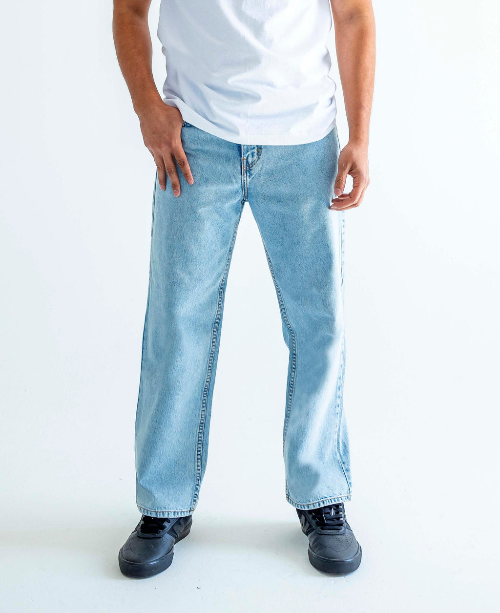 "Neo Blue" Baggy Jeans
