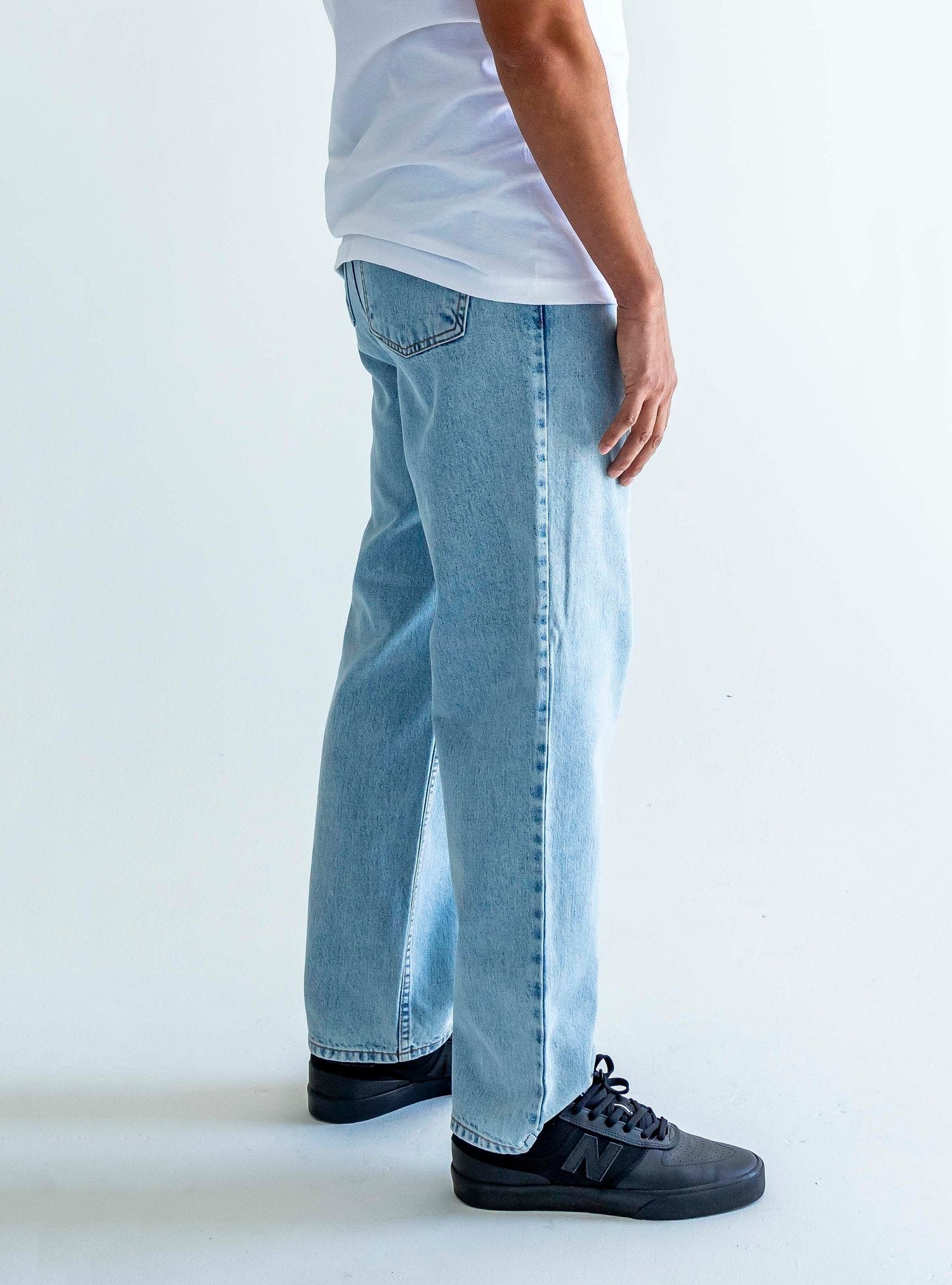 "Neo Blue" Baggy Jeans